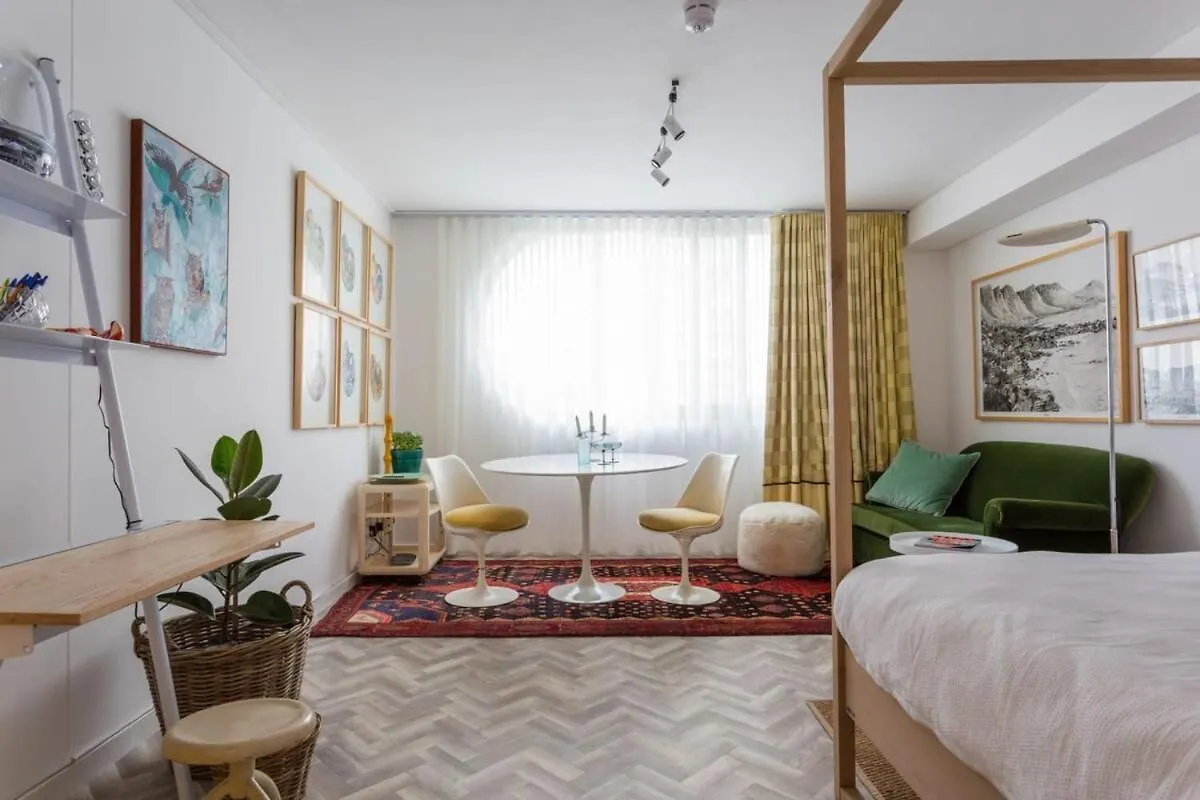 Mid Century Modern Central Upper City Città del Capo Sudafrica
